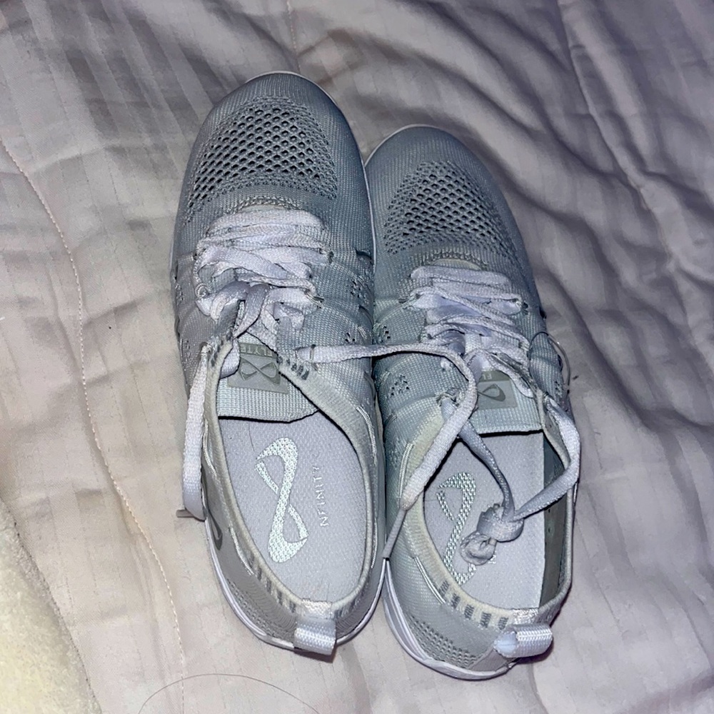 Nfinity cheer shoes